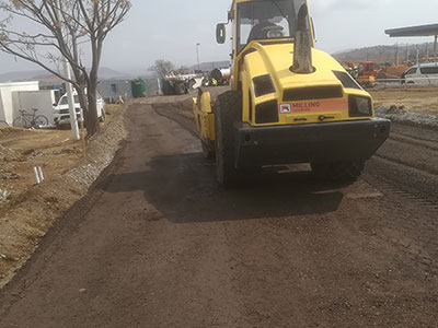 Rolling of pavement layer